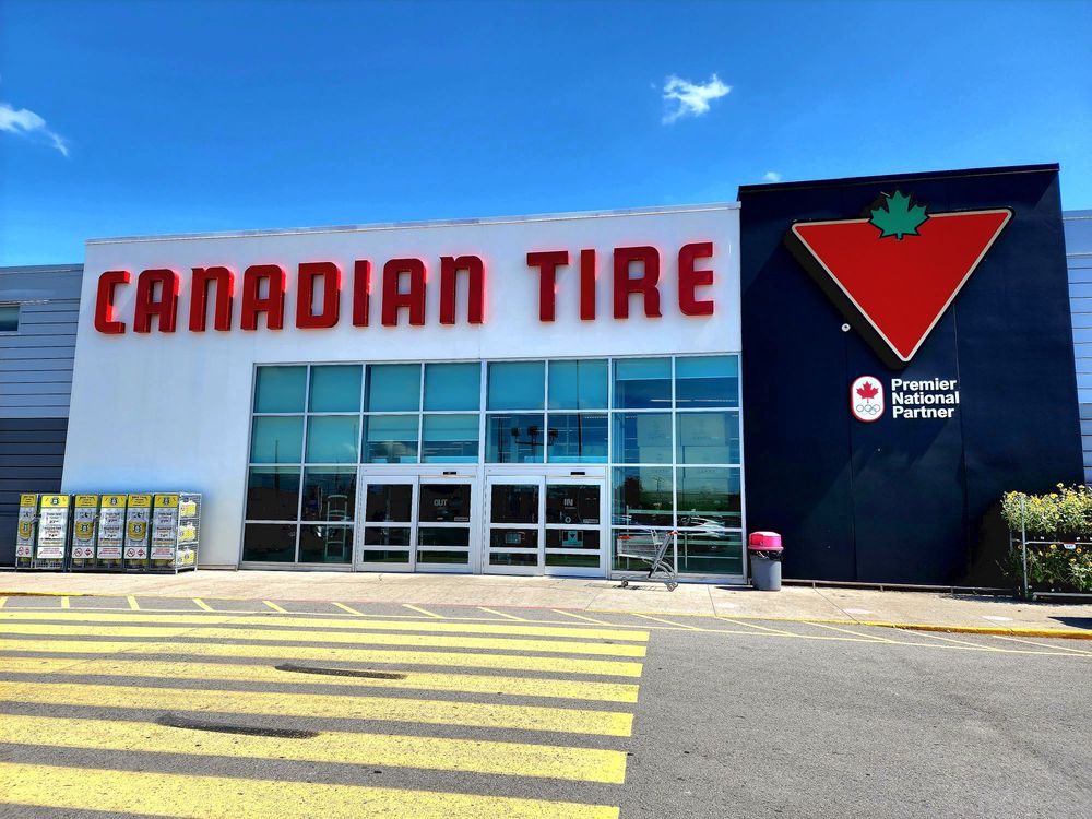 CANADIAN TIRE Updated August 2024 300 Glendale Avenue, St