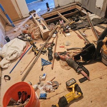 LED CONSTRUCTION - Replacing kitchen pipes - General Contractors Near Me LED CONSTRUCTION - Replacing kitchen pipes - General Contractors Near Me
