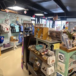 Nautimi On The River - Goodies and gifts