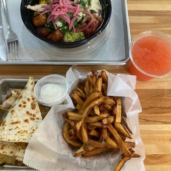 El Pollo Guapo - Quesadilla - Chicken Shop Near Me - James Island, South Carolina El Pollo Guapo - Quesadilla - Chicken Shop Near Me - James Island, South Carolina