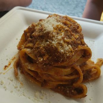 Pasta Chef - Fettuccine al ragu bolognese - Italian Near Me - Rome, RM Pasta Chef - Fettuccine al ragu bolognese - Italian Near Me - Rome, RM