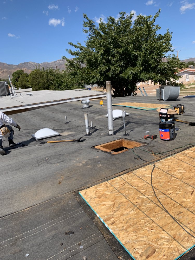 Slide of G&V Roofing