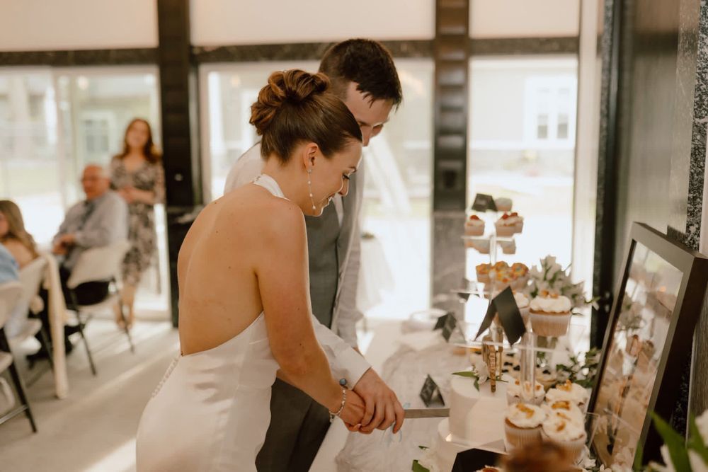 The Sanford Bridal Logo