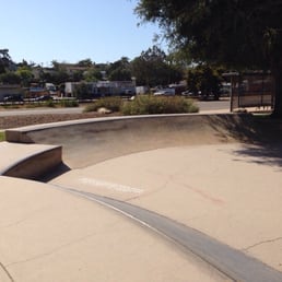 Super fun little 1/4 pipe Super fun little 1/4 pipe