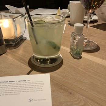 Seasons 52 - New American Near Me - Troy, Michigan