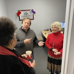 Farmers Insurance - Mickey Berry - Mickey & Patti with client