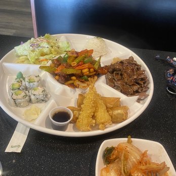 Happy Teriyaki - Supreme bento with KungPao chicken and beef Terriyaki. - Japanese Near Me - Stanwood, Washington