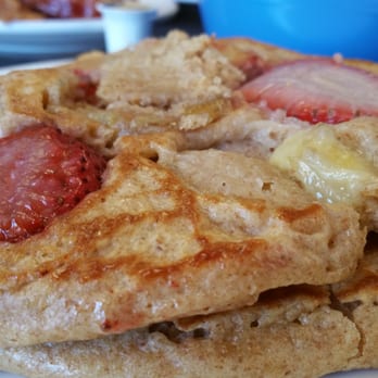 Pignone's Café - Pan cakes with strawberries and banana - Breakfast & Brunch Near Me - Stoneham, Massachusetts Pignone's Café - Pan cakes with strawberries and banana - Breakfast & Brunch Near Me - Stoneham, Massachusetts