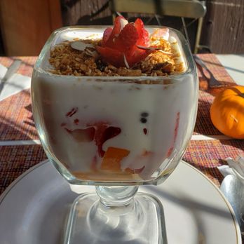 La Ville Bistro - Coffee & Tea Near Me - Valladolid, YUC