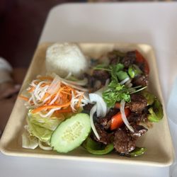 Steak and rice plate