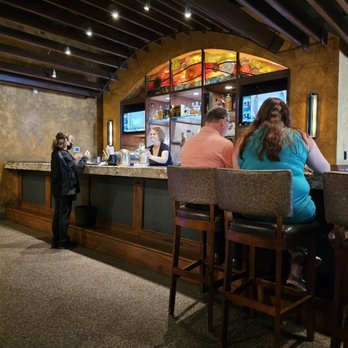 Charbonos - Bar - Italian Near Me - Avon, Indiana