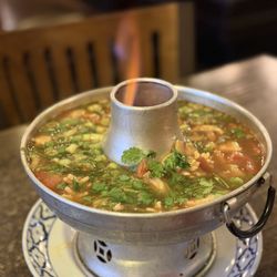 Tom Yum Thai Restaurant - Tom yum seafood