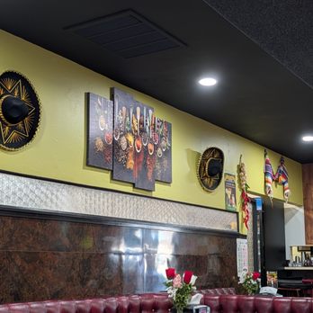 Valentina's - Interior - Mexican Near Me - Fairfield, California