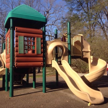 Duke Park - "2-5" year old playground, separate from larger play area. - Playgrounds Near Me - Durham, North Carolina