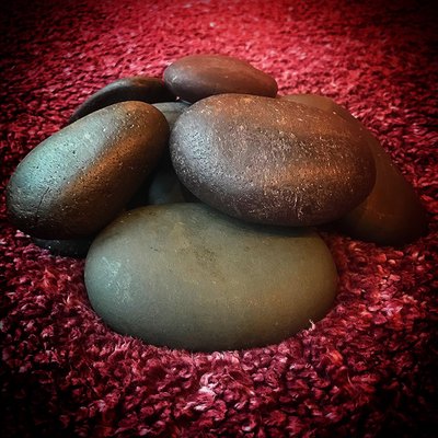 All Sessions include Hot Stones, Aromatherapy Hot Towels, Essential Oils, Beautifully Curated Oils & Lotions, & Surround Sound Music. - Feel the difference.