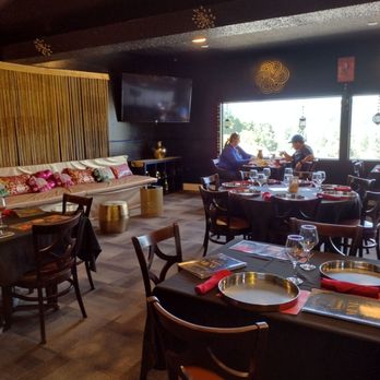 Hindustani Restaurant - Indian Near Me - Hood River, Oregon