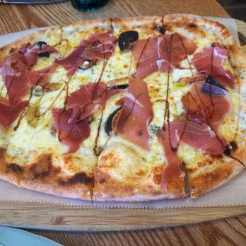 Pazza Notte - Pizza Fichi - Pizza Near Me - Sacramento, California Pazza Notte - Pizza Fichi - Pizza Near Me - Sacramento, California