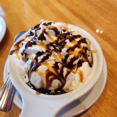 Oak Creek Brewery and Grill by null