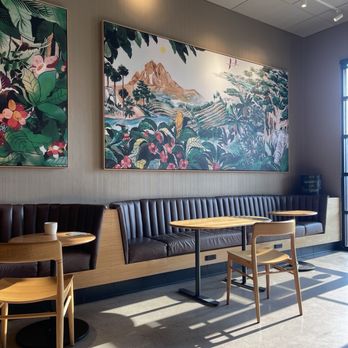Starbucks - Coffee & Tea Near Me - Irving, Texas