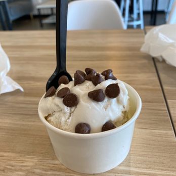 Rewind - Vegan vanilla coconut with chocolate chips - Bubble Tea Near Me - Chandler, Arizona