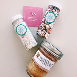 Sprinkles and cupcake in a jar