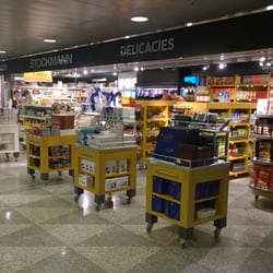 Stockmann - Stockmann at the Airport