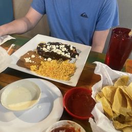De Mole Enchiladas
