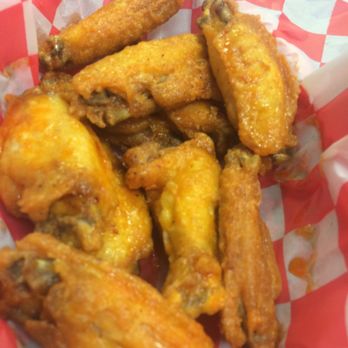 Loretta's Pizza - Yummy and cooked just right - Pizza Near Me - Morehead City, North Carolina