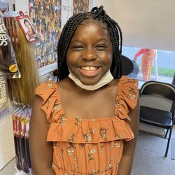 Jacky’s Braiding - My Grandbaby is LOVING her knotless braids!