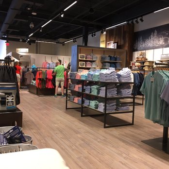 L.L. Bean - Women's Clothing Near Me - Brookfield, Wisconsin