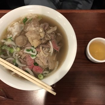 Pho Bistro - Beef pho - Vietnamese Near Me - Kitchener, Ontario