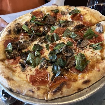 Hank's Petaluma - Korrubata pizza add pepperoni . - Pizza Near Me - Petaluma, California Hank's Petaluma - Korrubata pizza add pepperoni . - Pizza Near Me - Petaluma, California