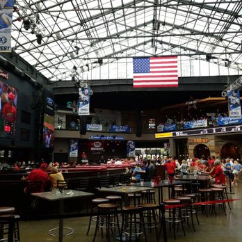 Tinsel Tavern - Sports Bars Near Me - St. Louis, Missouri Tinsel Tavern - Sports Bars Near Me - St. Louis, Missouri