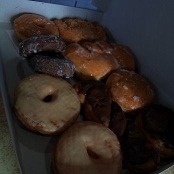 Broadway Donuts - Donuts Near Me - Sacramento, California Broadway Donuts - Donuts Near Me - Sacramento, California