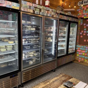Momo's Cheesecakes - Desserts Near Me - Ellsworth, Maine Momo's Cheesecakes - Desserts Near Me - Ellsworth, Maine