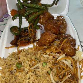 China Express - Spicy green bean chicken and orange chicken - Chinese Near Me - Sylmar, California