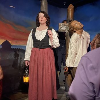 Ghosts & Gravestones - Ghost of the wax museum house - Historical Tours Near Me - Saint Augustine, Florida