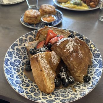 Salt and Iron - French toast - Seafood Near Me - Edmonds, Washington Salt and Iron - French toast - Seafood Near Me - Edmonds, Washington