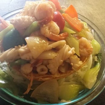 Bamboo Inn Restaurant - Sea food in Clay Pot - Chinese Near Me - Comox, British Columbia