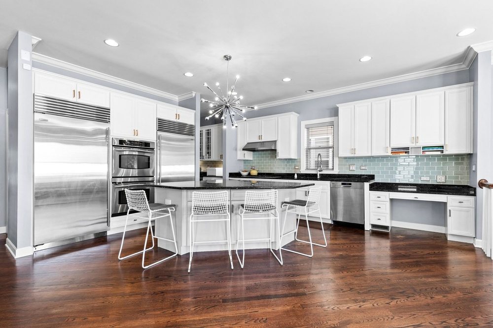 IN BLOOM CLEANING Updated June 2024 28 Photos Glencoe, Illinois