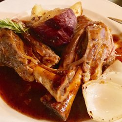 Eivin's Bar & Bistro