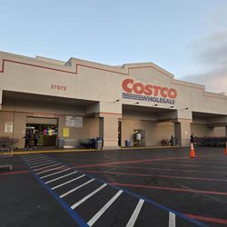 Costco - Storefront