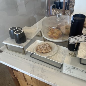 Pangolin Café - Coffee & Tea Near Me - Reno, Nevada Pangolin Café - Coffee & Tea Near Me - Reno, Nevada