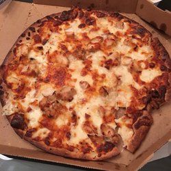 Domino's Pizza - Burned pizza!!! Terrible.. And no buffalo sauce on the buffalo chicken pizza