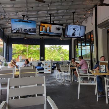 Seaside Oyster Bar - Suwanee - Seafood Near Me - Suwanee, Georgia