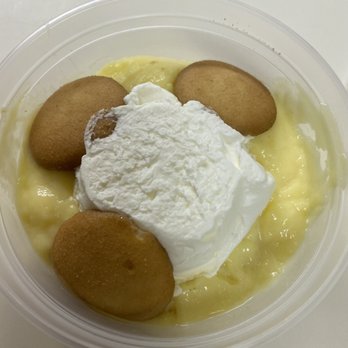 Home Team BBQ - I was so full but had to get some banana pudding to go - Barbeque Near Me - Charleston, South Carolina