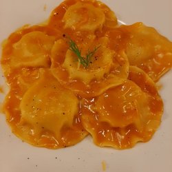 Grantosco - Ravioli di scapi al pomodorini e lime