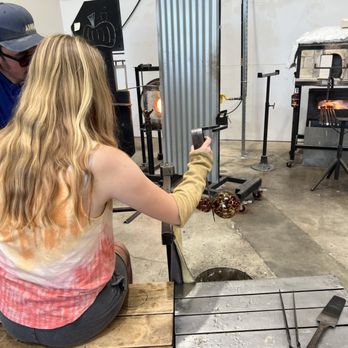 2BGlass - Glass Blowing Near Me - Cameron Park, California
