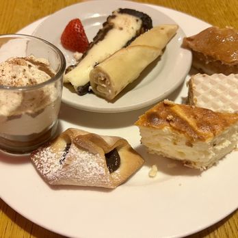 Red Apple Buffet - Buffets Near Me - Chicago, Illinois