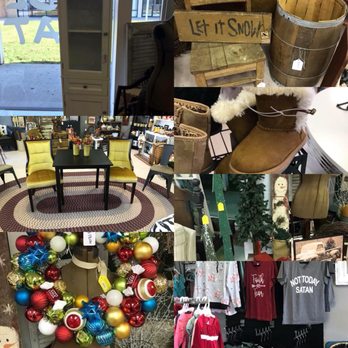 Stelly Beans Attic - Few things at store for Christmas season - Antiques Near Me - Heath, Ohio Stelly Beans Attic - Few things at store for Christmas season - Antiques Near Me - Heath, Ohio